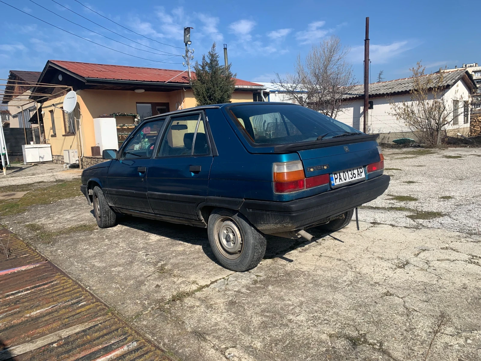 Renault 11, снимка 3 - Автомобили и джипове - 53745960