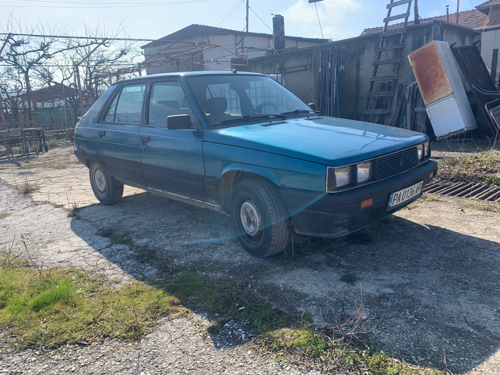 Renault 11