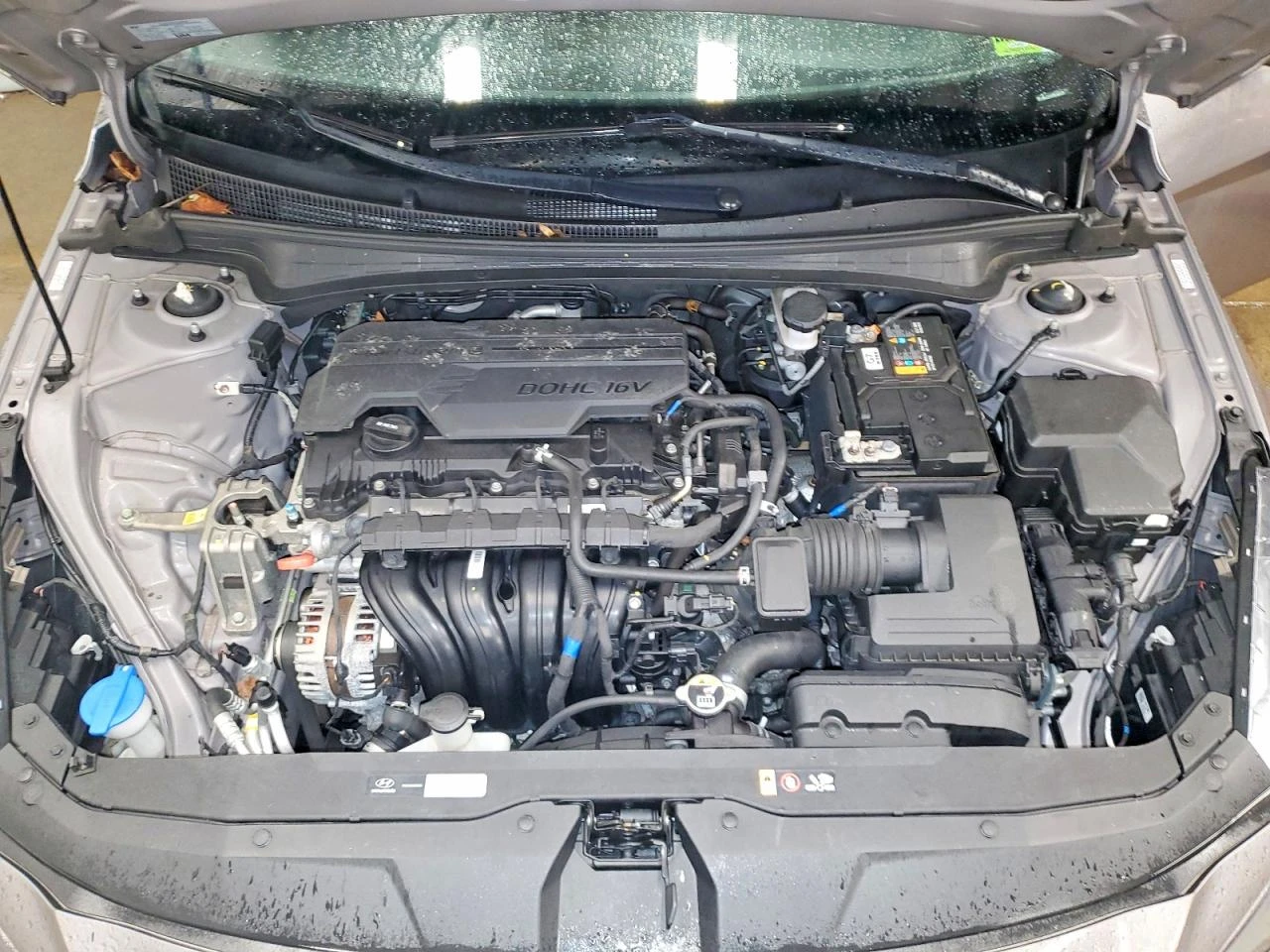 Hyundai Elantra, снимка 8 - Автомобили и джипове - 53924867