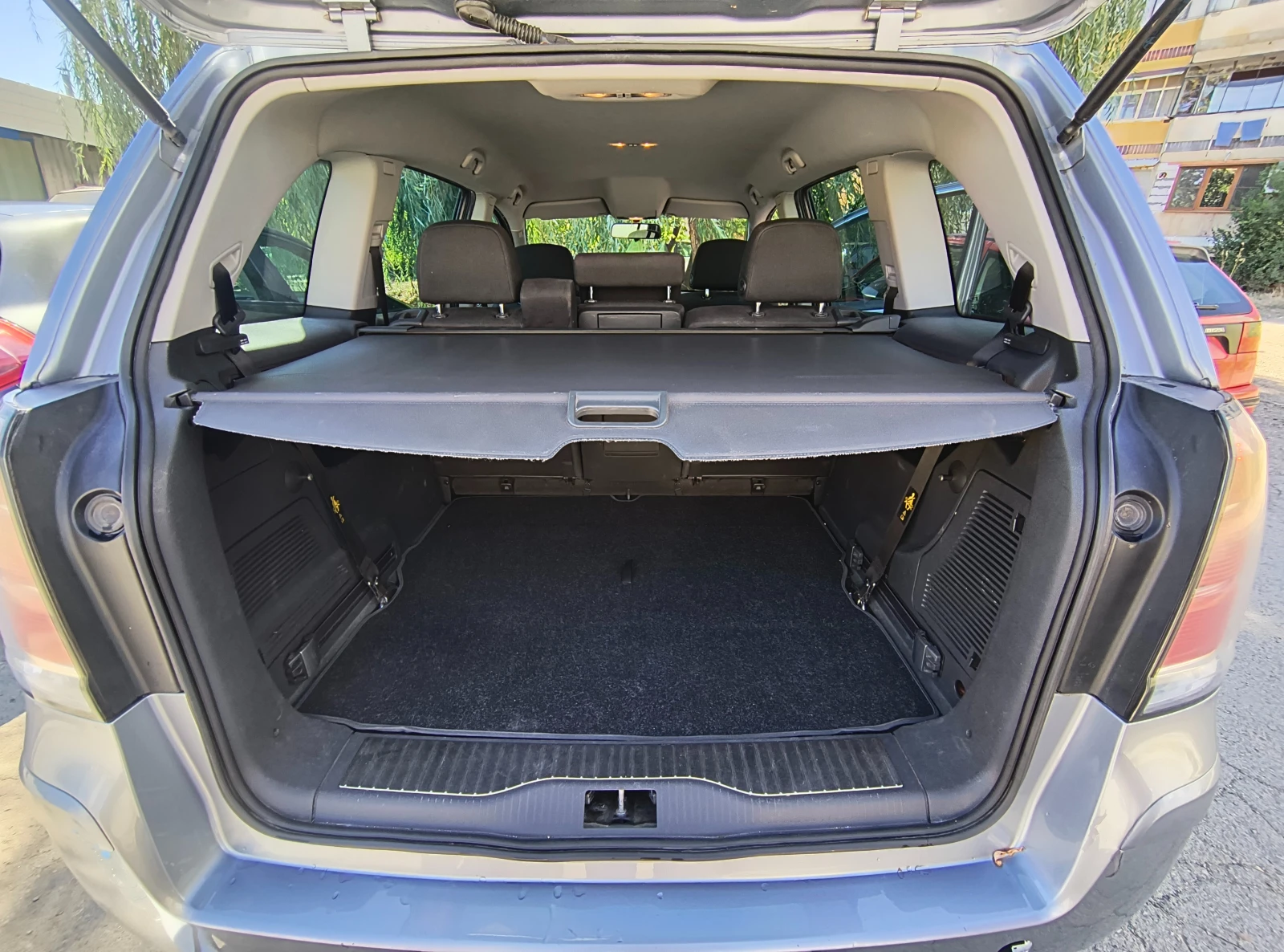 Opel Zafira, снимка 13 - Автомобили и джипове - 53934999