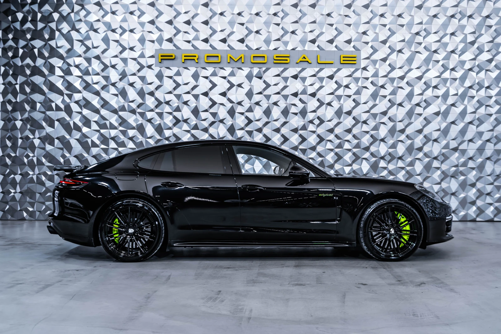 Porsche Panamera Turbo S E-Hybrid* Burmester* Pano, снимка 6 - Автомобили и джипове - 53985181