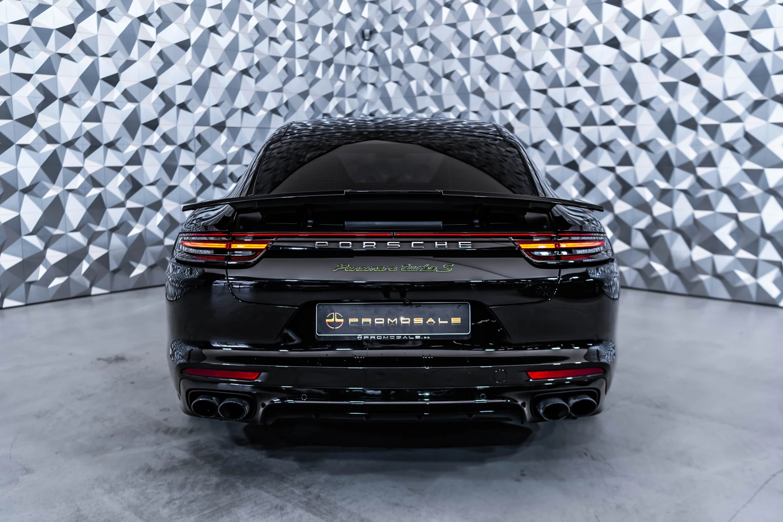 Porsche Panamera Turbo S E-Hybrid* Burmester* Pano, снимка 5 - Автомобили и джипове - 53985181