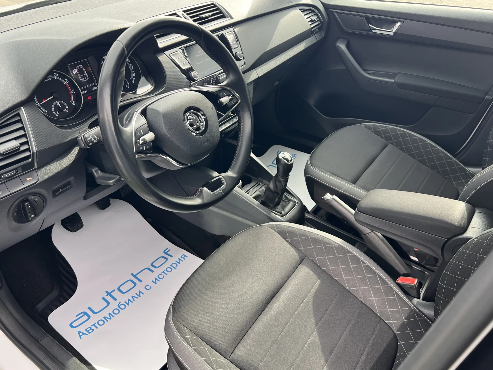 Skoda Fabia COMBI/SELECTION/1.0/TSI, снимка 7 - Автомобили и джипове - 54039884