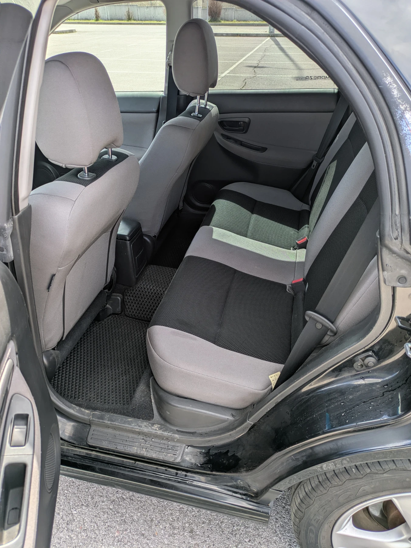 Subaru Impreza 2.0R. Газ, снимка 7 - Автомобили и джипове - 54157418