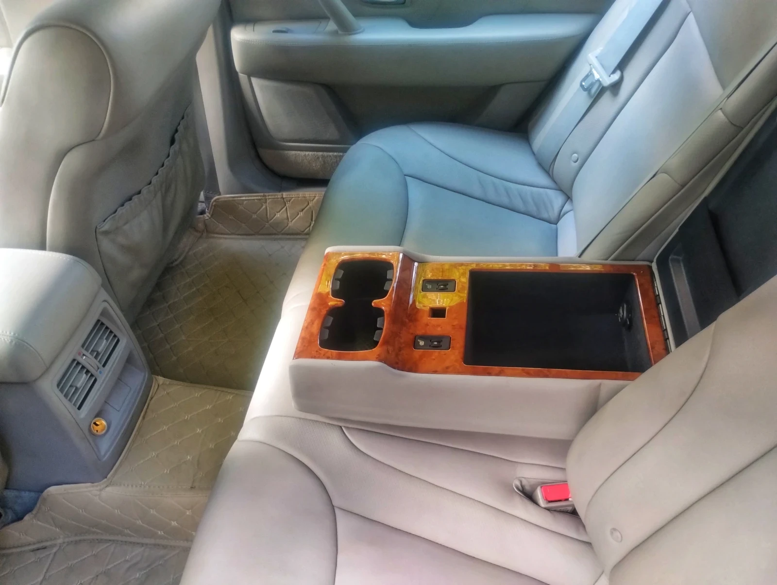Kia Opirus V6 LPG, снимка 15 - Автомобили и джипове - 54477993