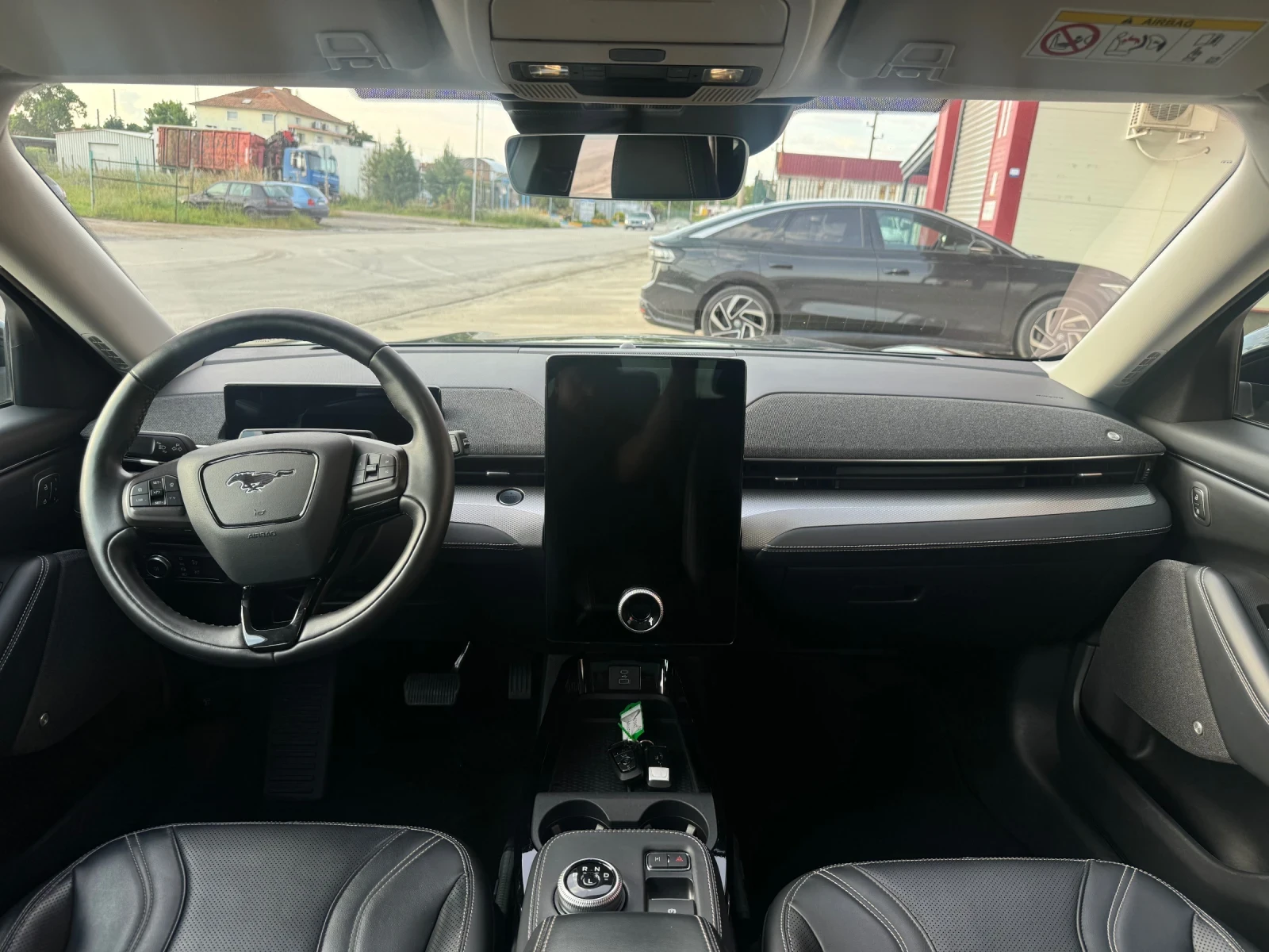 Ford Mustang Mach-E 99 kWn 294 к.с., снимка 11 - Автомобили и джипове - 54677764
