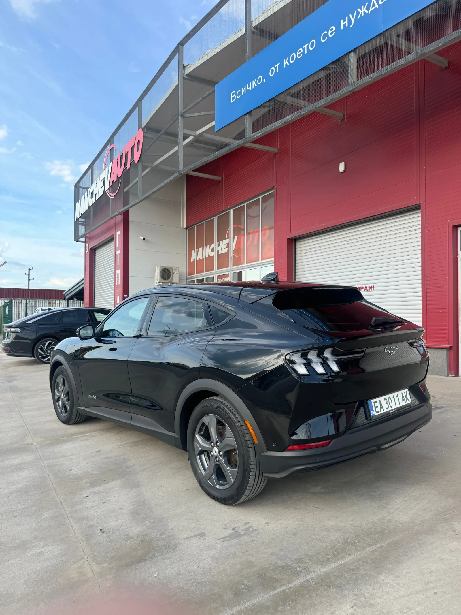 Ford Mustang Mach-E 99 kWn 294 к.с., снимка 4 - Автомобили и джипове - 54677764