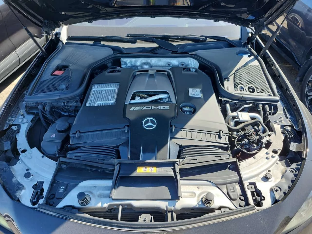 Mercedes-Benz E 63 AMG * S * CARFAX * АВТОКРЕДИТ БЕЗ ПЪРВОНАЧАЛНА ВНОСКА, снимка 16 - Автомобили и джипове - 54788250