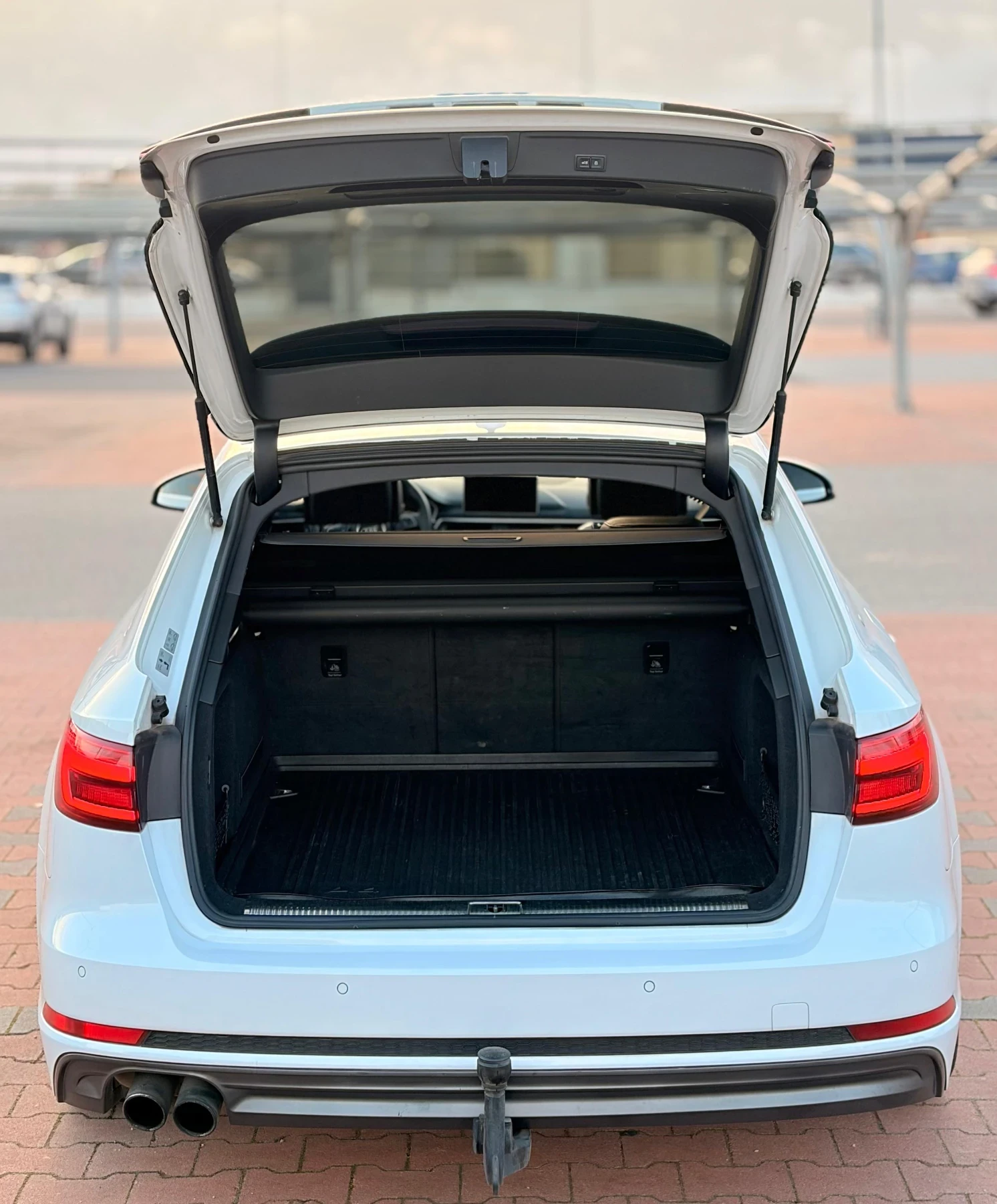 Audi A4, снимка 6 - Автомобили и джипове - 54790963