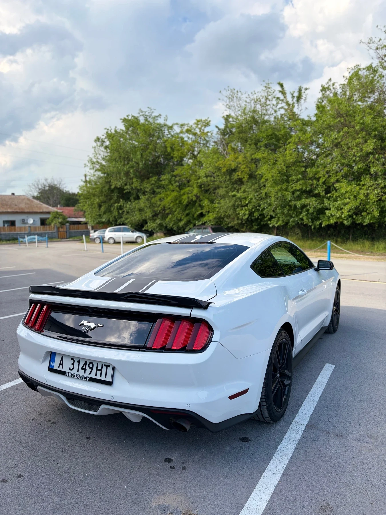 Ford Mustang 2.3 EcoBoost  Performance pack Full ! !, снимка 5 - Автомобили и джипове - 54795184
