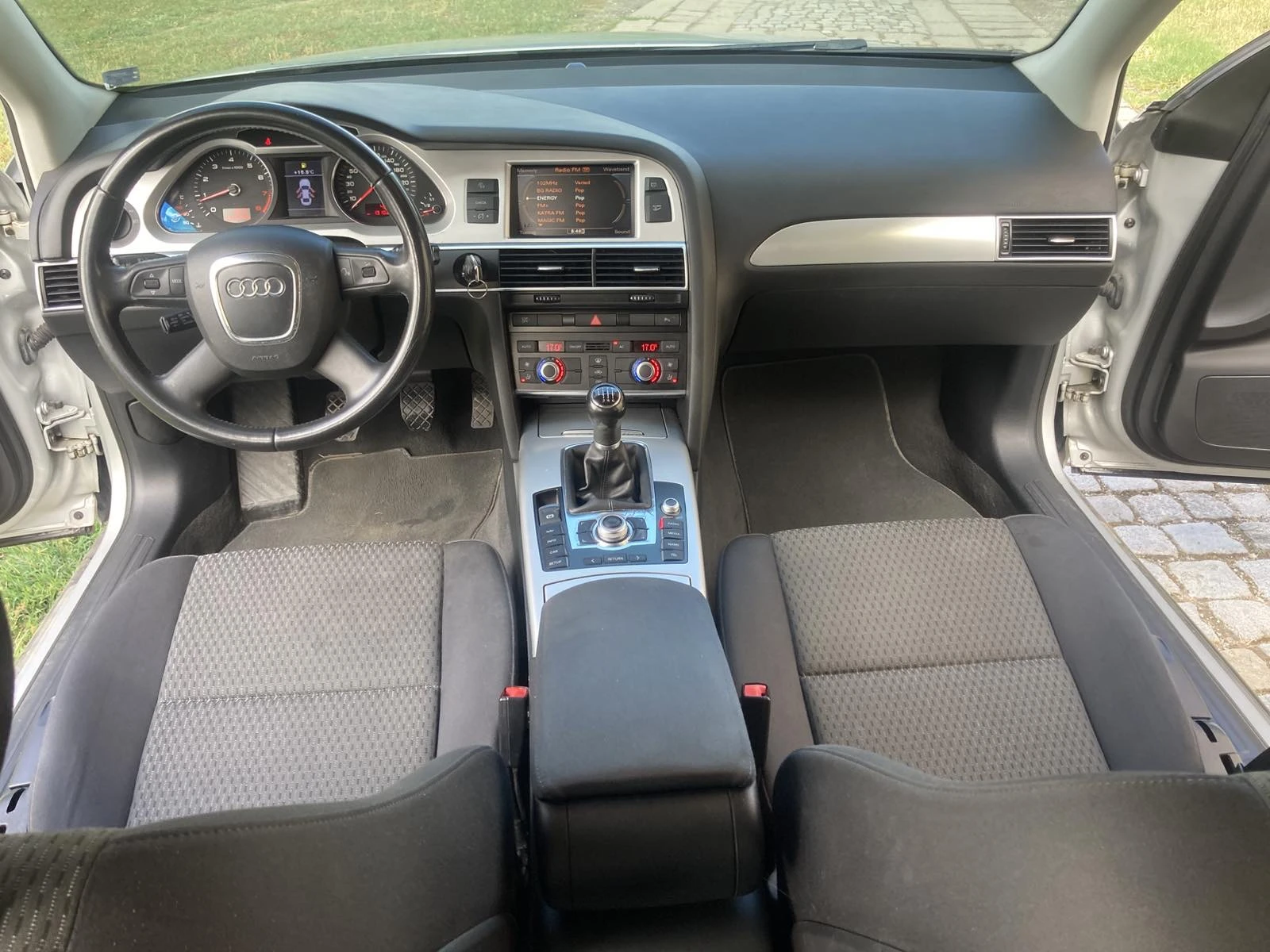 Audi A6 2.8FSI Фейслифт Седан, снимка 10 - Автомобили и джипове - 54889580