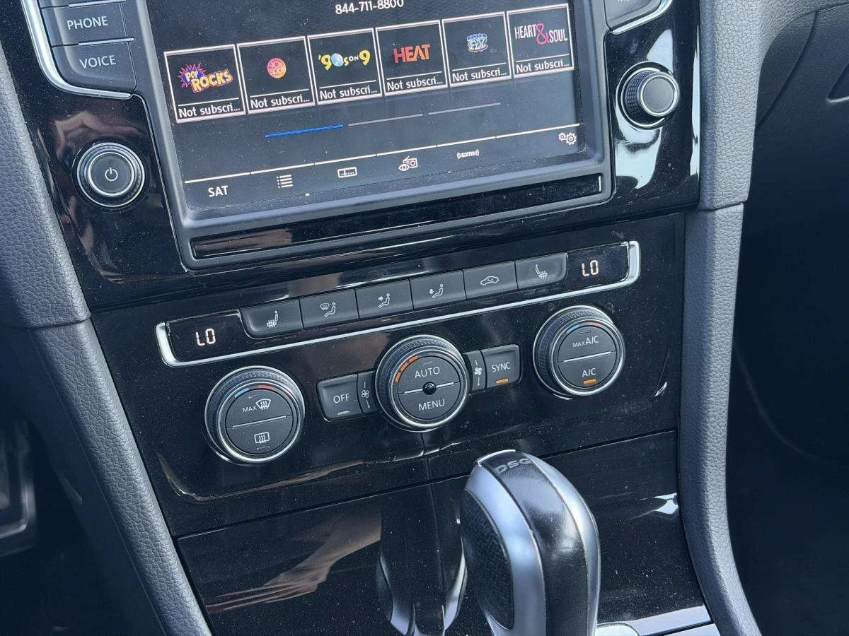 VW Golf АВТОМAT / КОЖА / 4Х4 / ЦЕНА ДО БГ, снимка 13 - Автомобили и джипове - 54897252