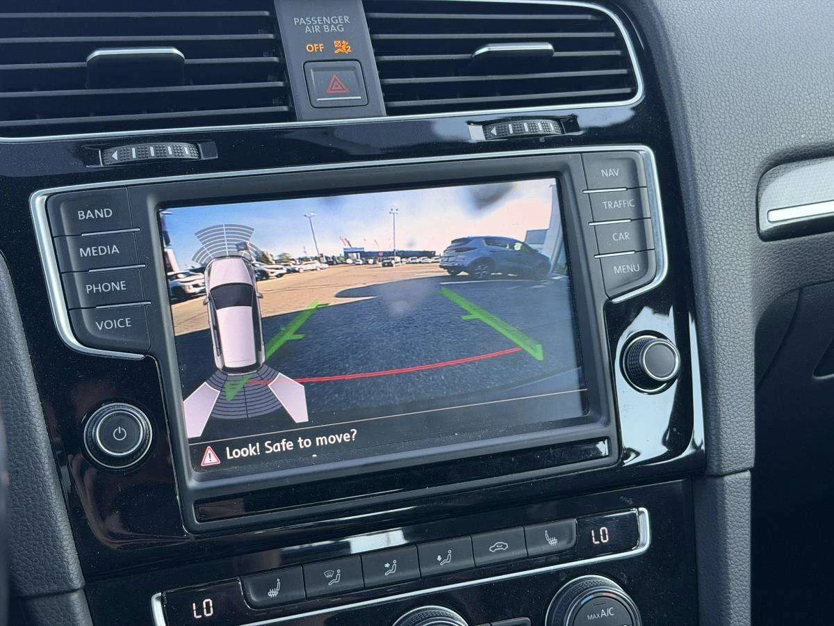 VW Golf АВТОМAT / КОЖА / 4Х4 / ЦЕНА ДО БГ, снимка 11 - Автомобили и джипове - 54897252