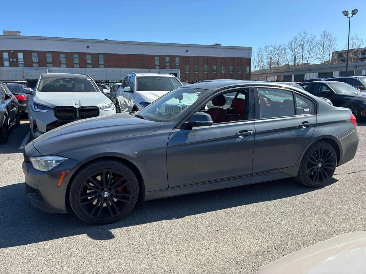 BMW 330 * 330i xDrive * CARFAX * ЦЕНА ДО БГ, снимка 3 - Автомобили и джипове - 54903474