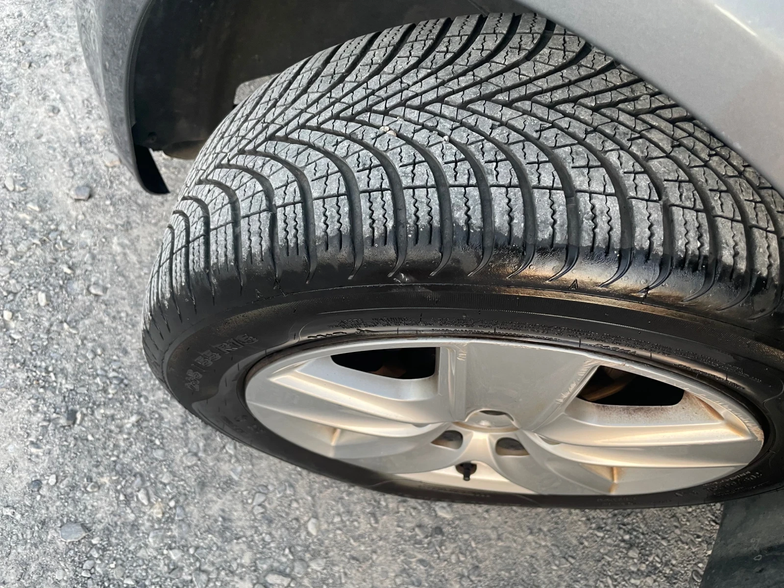 VW Golf Plus 1.6 ГАЗ БЕНЗИН, снимка 10 - Автомобили и джипове - 55084099