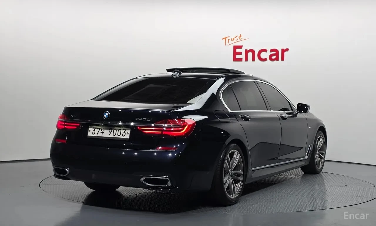 BMW 740 * 740Li xDrive M Sport Package * ЦЕНА ДО БГ, снимка 2 - Автомобили и джипове - 55872187