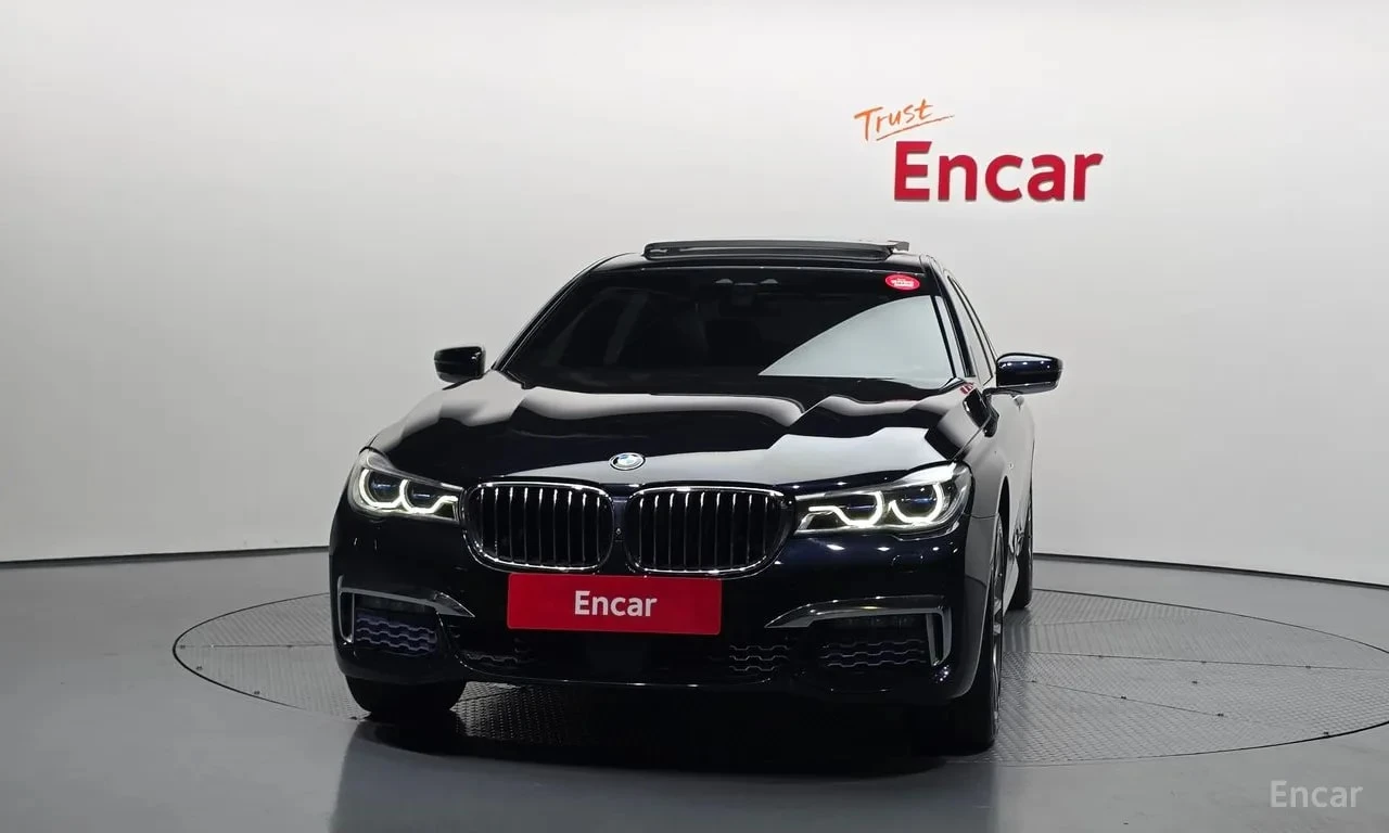 BMW 740 * 740Li xDrive M Sport Package * ЦЕНА ДО БГ, снимка 3 - Автомобили и джипове - 55872187