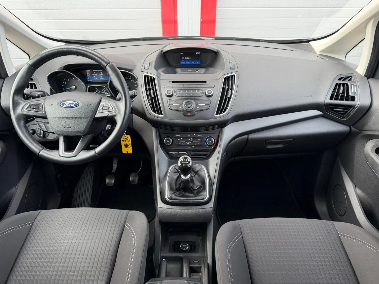 Ford C-max 1.0I ECOBOOST TITANIUM NAVI 6-SPEED EVRO 6B ������ | Mobile.bg � ����������� 14