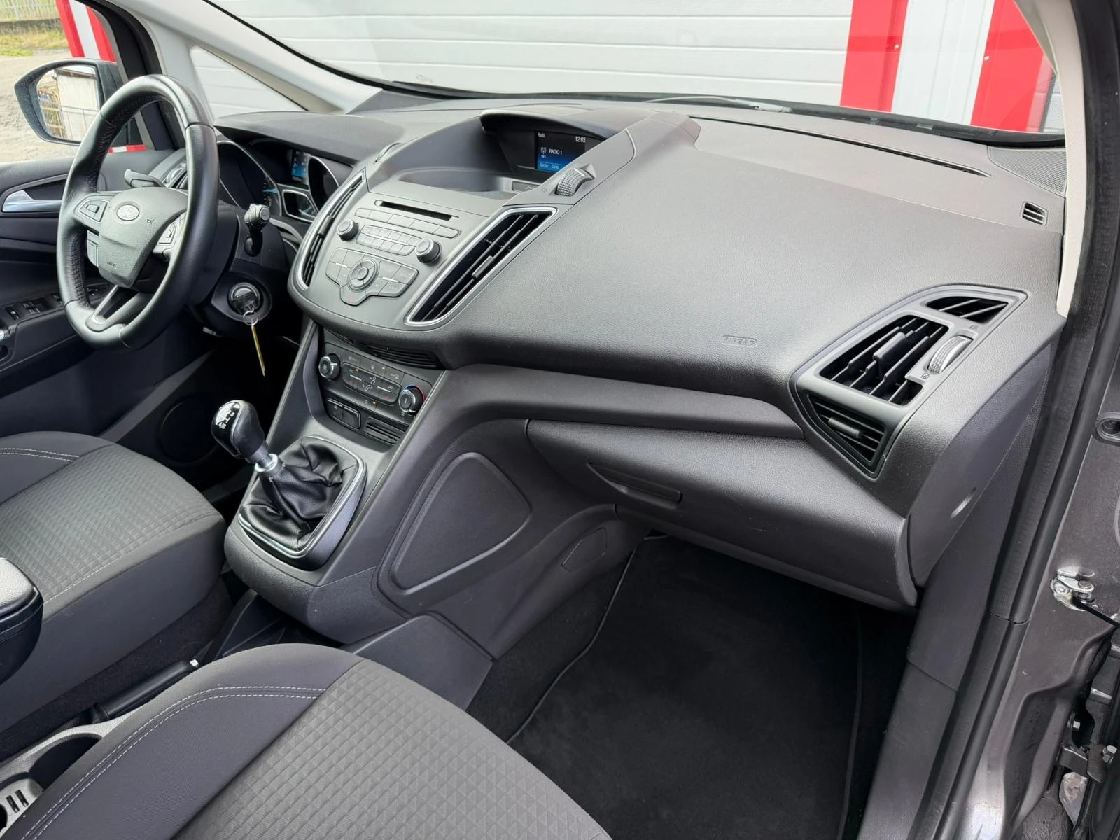 Ford C-max 1.0I ECOBOOST TITANIUM NAVI 6-SPEED EVRO 6B ������ | Mobile.bg � ����������� 15