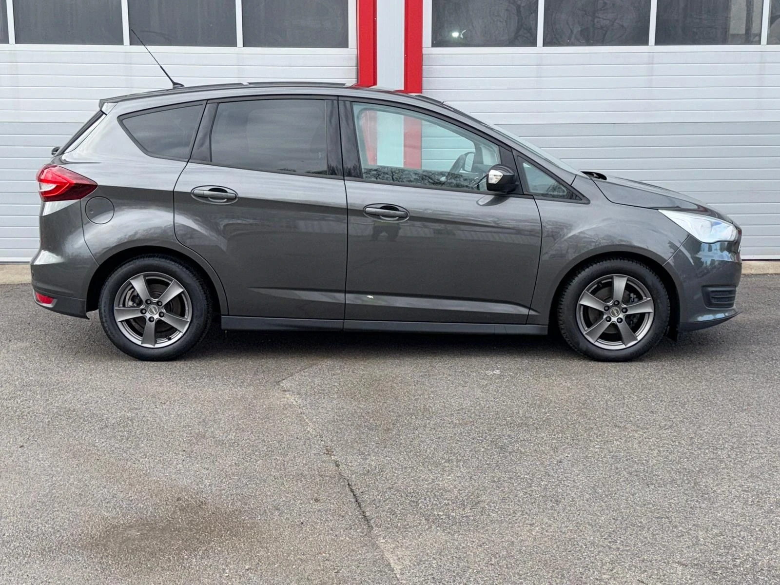 Ford C-max 1.0I ECOBOOST TITANIUM NAVI 6-SPEED EVRO 6B ������ | Mobile.bg � ����������� 7