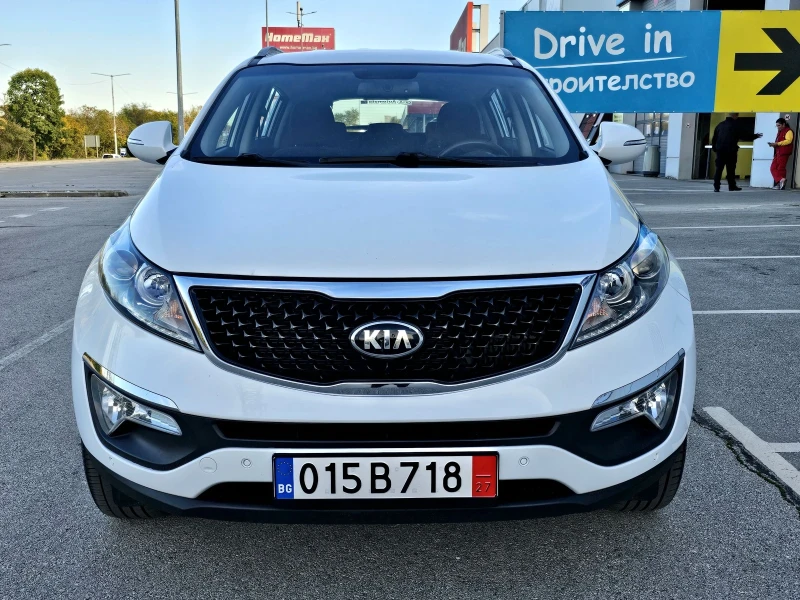 Kia Sportage Фейслифт, Навигация, Led, Камера, Сервизна история, снимка 2 - Автомобили и джипове - 47739111