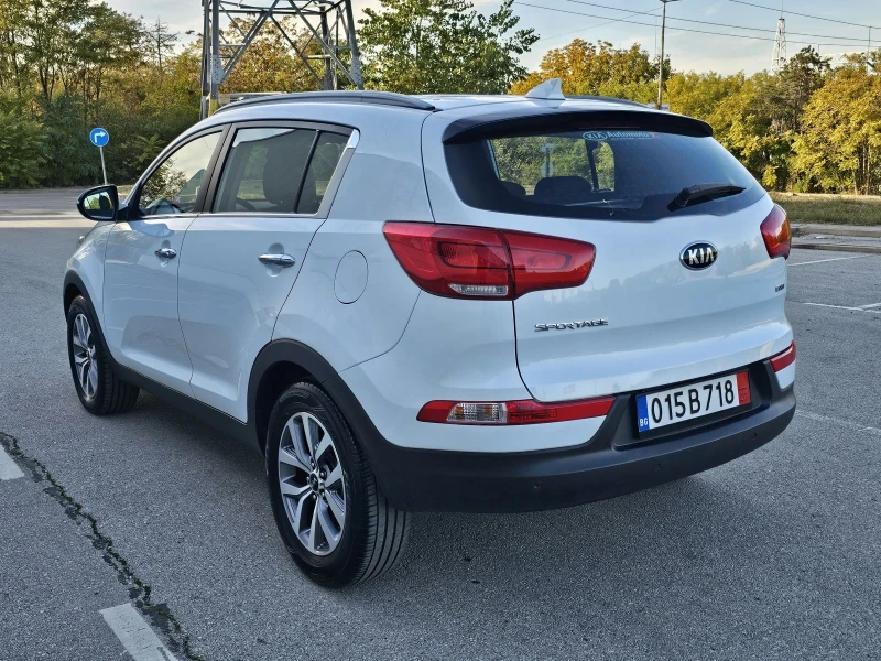 Kia Sportage Фейслифт, Навигация, Led, Камера, Сервизна история, снимка 4 - Автомобили и джипове - 47739111