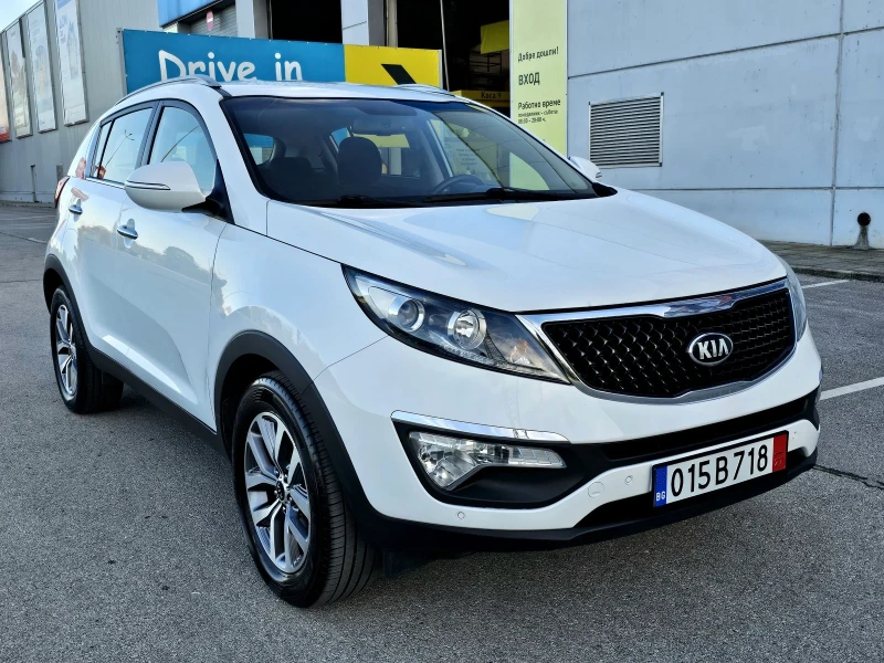 Kia Sportage Фейслифт, Навигация, Led, Камера, Сервизна история, снимка 3 - Автомобили и джипове - 47739111