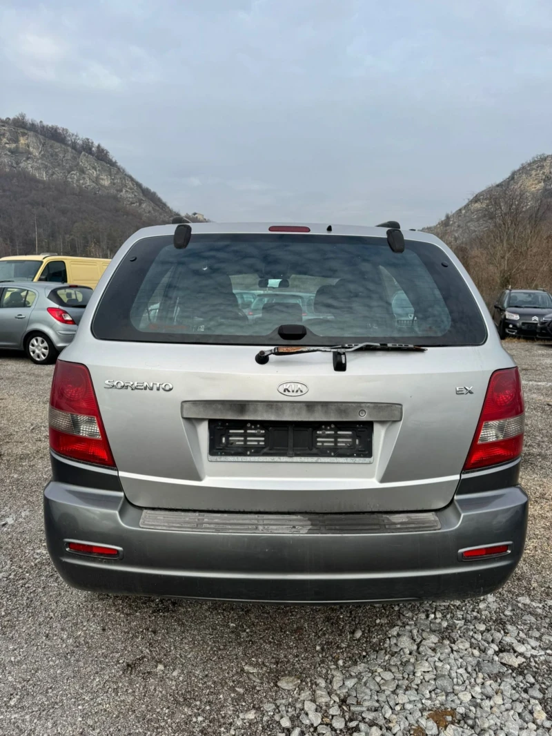 Kia Sorento 2.5TDI, ЗАБЕЛЕЖКИ , снимка 3 - Автомобили и джипове - 48202664