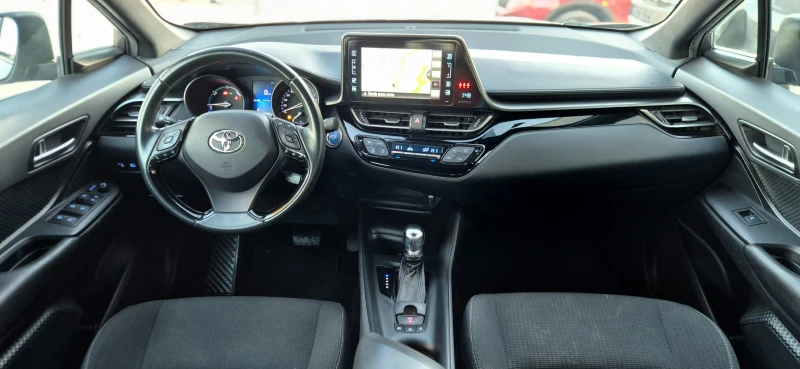 Toyota C-HR ГАРАНЦИЯ 1.8 HYBRID, снимка 10 - Автомобили и джипове - 48667194