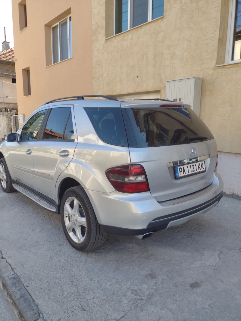 Mercedes-Benz ML 320, снимка 2 - Автомобили и джипове - 48760326