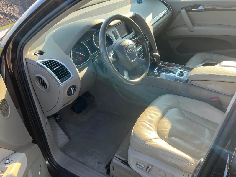 Audi Q7 Quattro, снимка 8 - Автомобили и джипове - 50663625