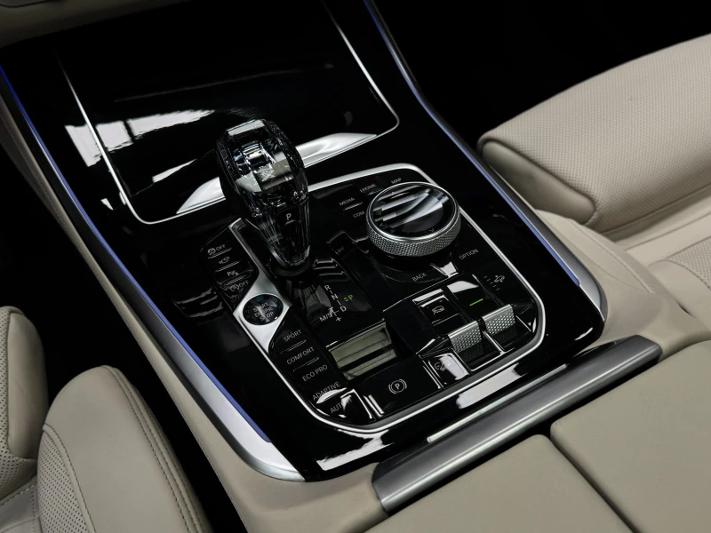 BMW X5 xDrive30d M-pack 3D B&W* 360* Lift* Обдухване* , снимка 11 - Автомобили и джипове - 52991987