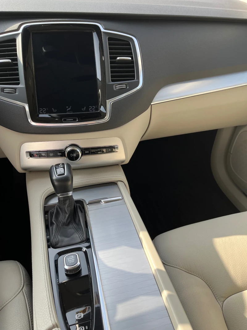 Volvo Xc90, снимка 8 - Автомобили и джипове - 53260620