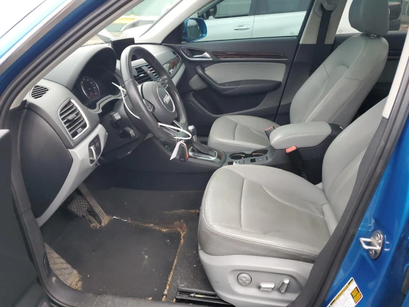 Audi Q3, снимка 7 - Автомобили и джипове - 53384644