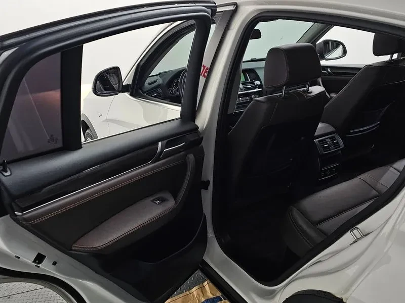 BMW X4 xDrive 20D, снимка 11 - Автомобили и джипове - 55352070