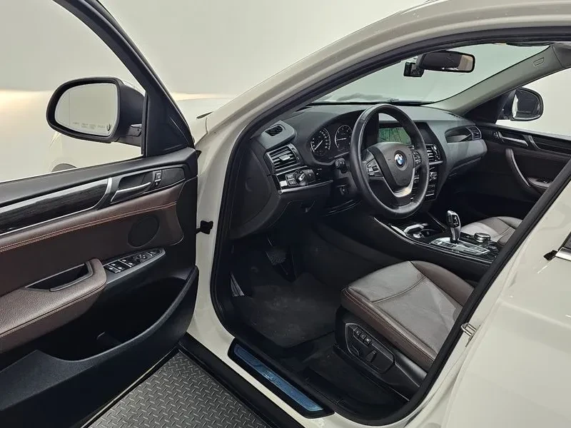 BMW X4 xDrive 20D, снимка 10 - Автомобили и джипове - 55352070