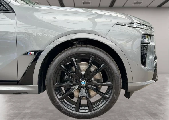 BMW X7 M60i xDrive = M-Sport Pro = Гаранция, снимка 4 - Автомобили и джипове - 55434251