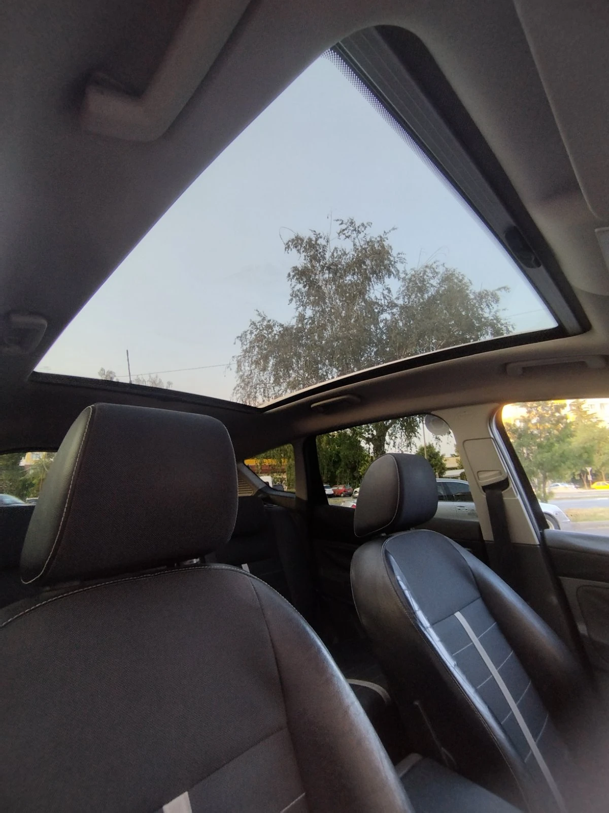 Ford Kuga 2.0TDCI-136к.с.* 2010г.* 4х4* Кожа* ТОП*  - изображение 8