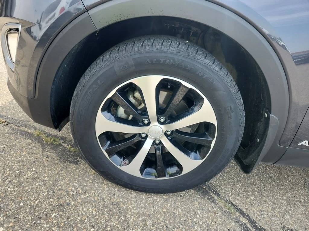 Kia Sorento * 2.0L TURBO EX * CARFAX * БЕЗ ПЪРВОНАЧАЛНА ВНОСКА - изображение 6