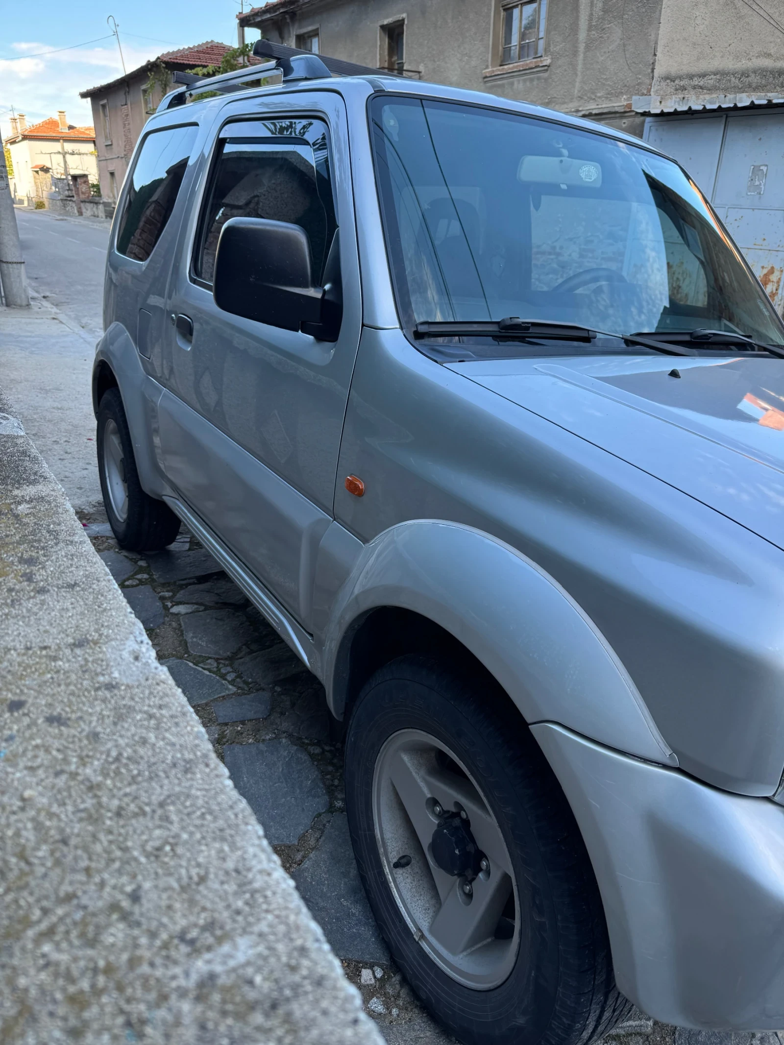 Suzuki Jimny  - изображение 4