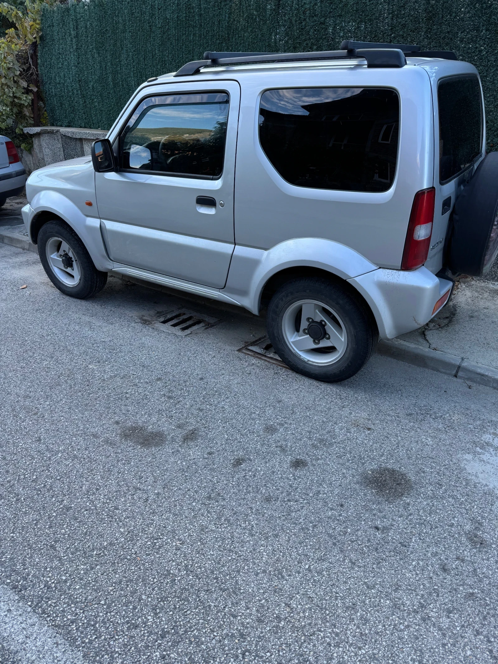 Suzuki Jimny  - изображение 2