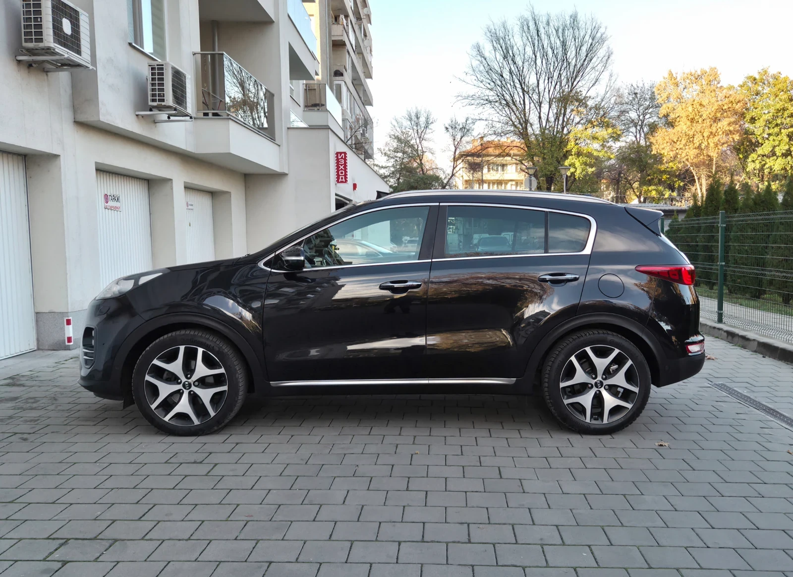 Kia Sportage GT/1.7CRDi/AUTOMATIC / /KEYLESS//JBL | Mobile.bg   5