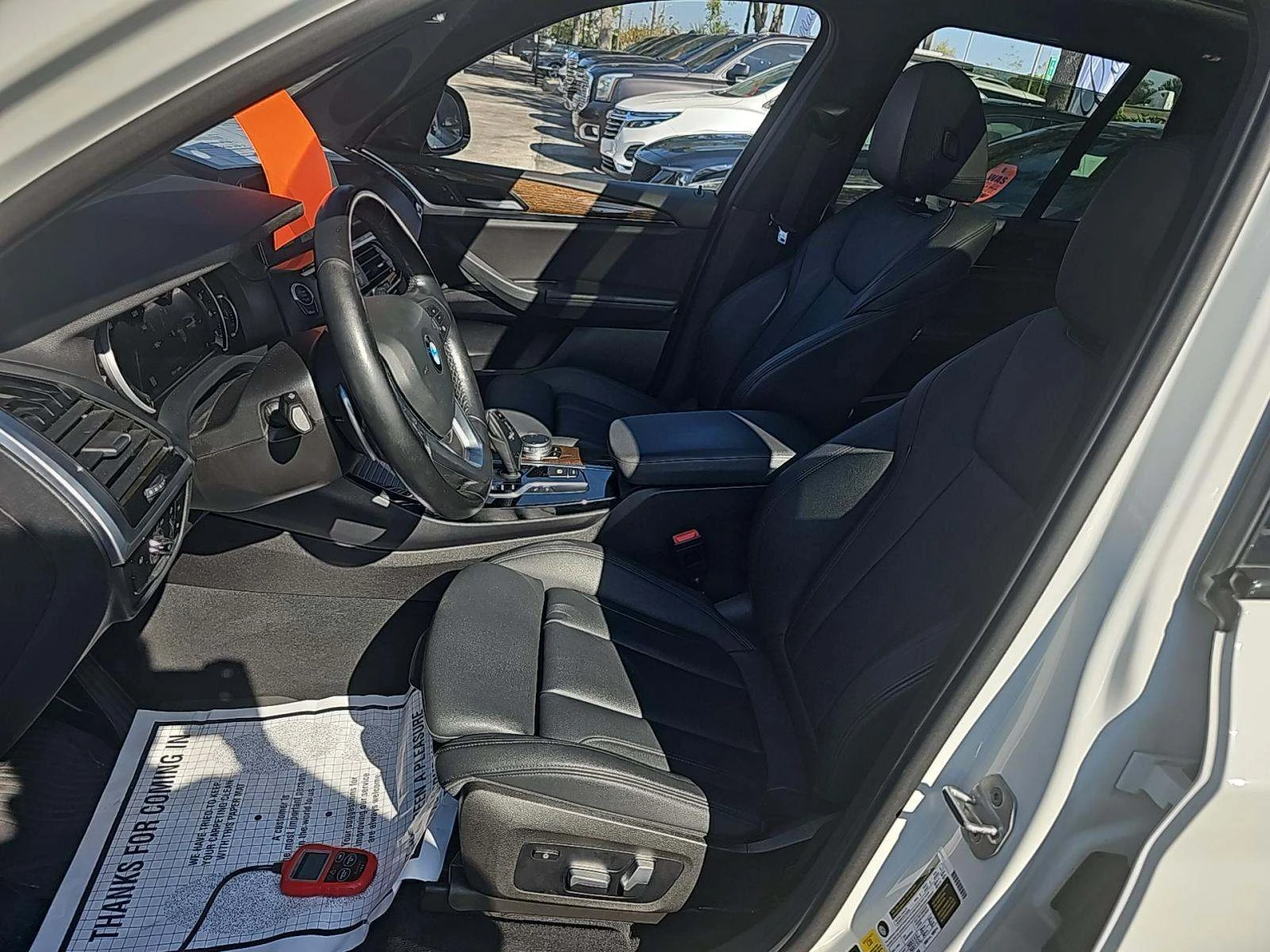 BMW X3 * PANO* KEYLESS* ПОДГРЕВ* MEMORY* BLIND SPOT - изображение 6