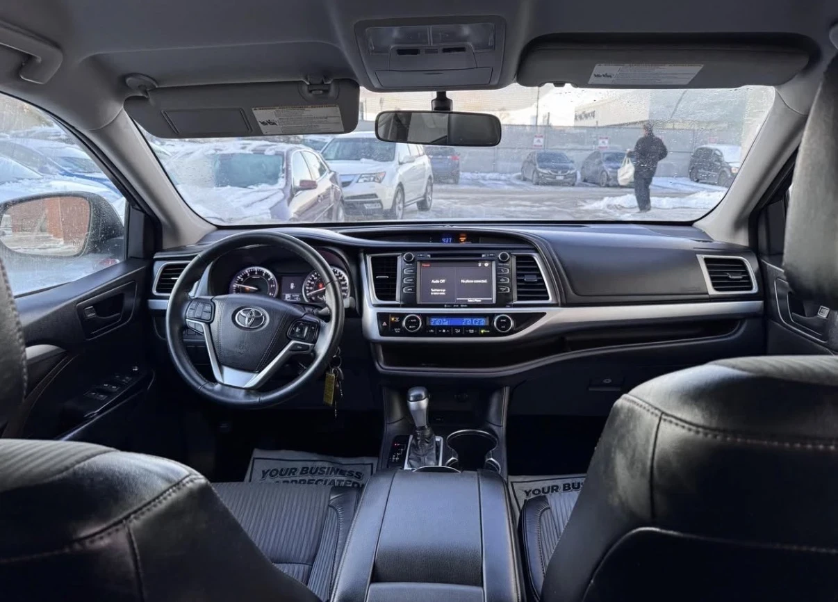 Toyota Highlander ПЕРФЕКТЕН ЗА ГАЗ * * ЕДИН СОБСТВЕНИК * * CARFAX *  - изображение 8