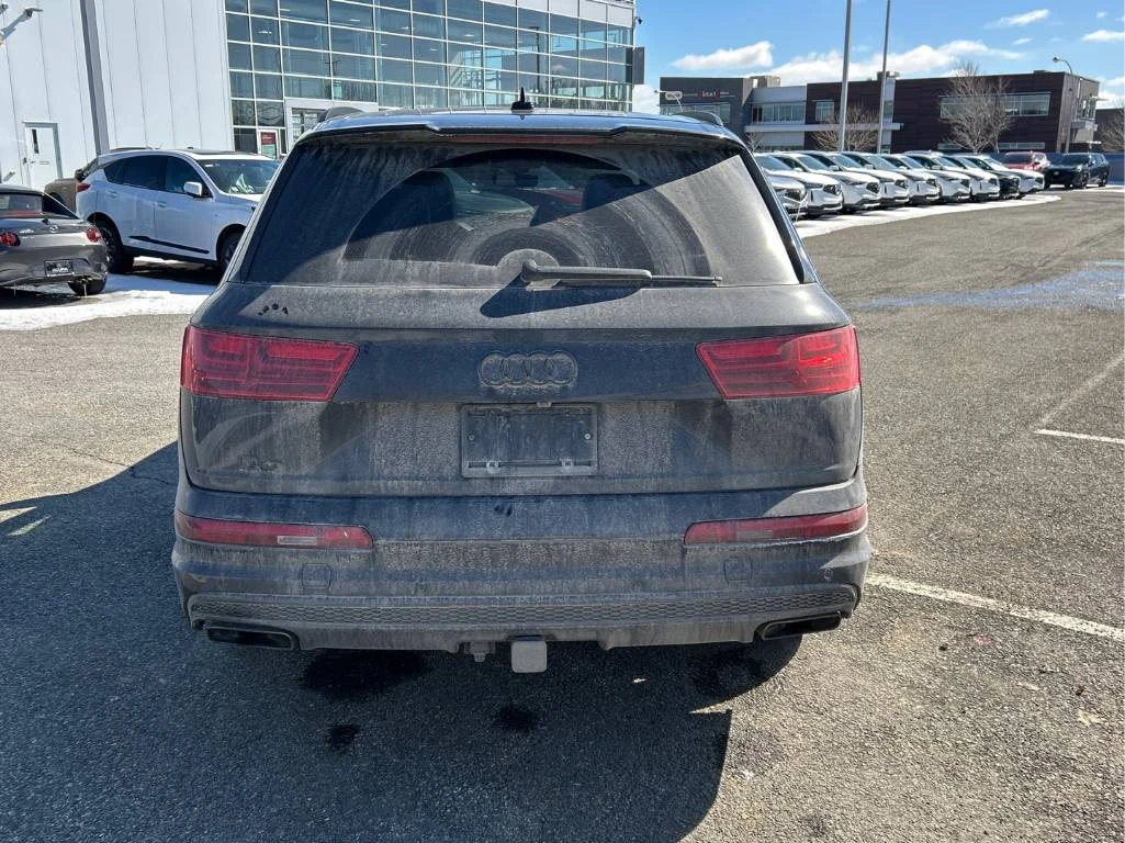 Audi Q7 Technik 55 TFSI * CARFAX* ДИСТРОНИК * 360 КАМЕРИ, снимка 5 - Автомобили и джипове - 53892440