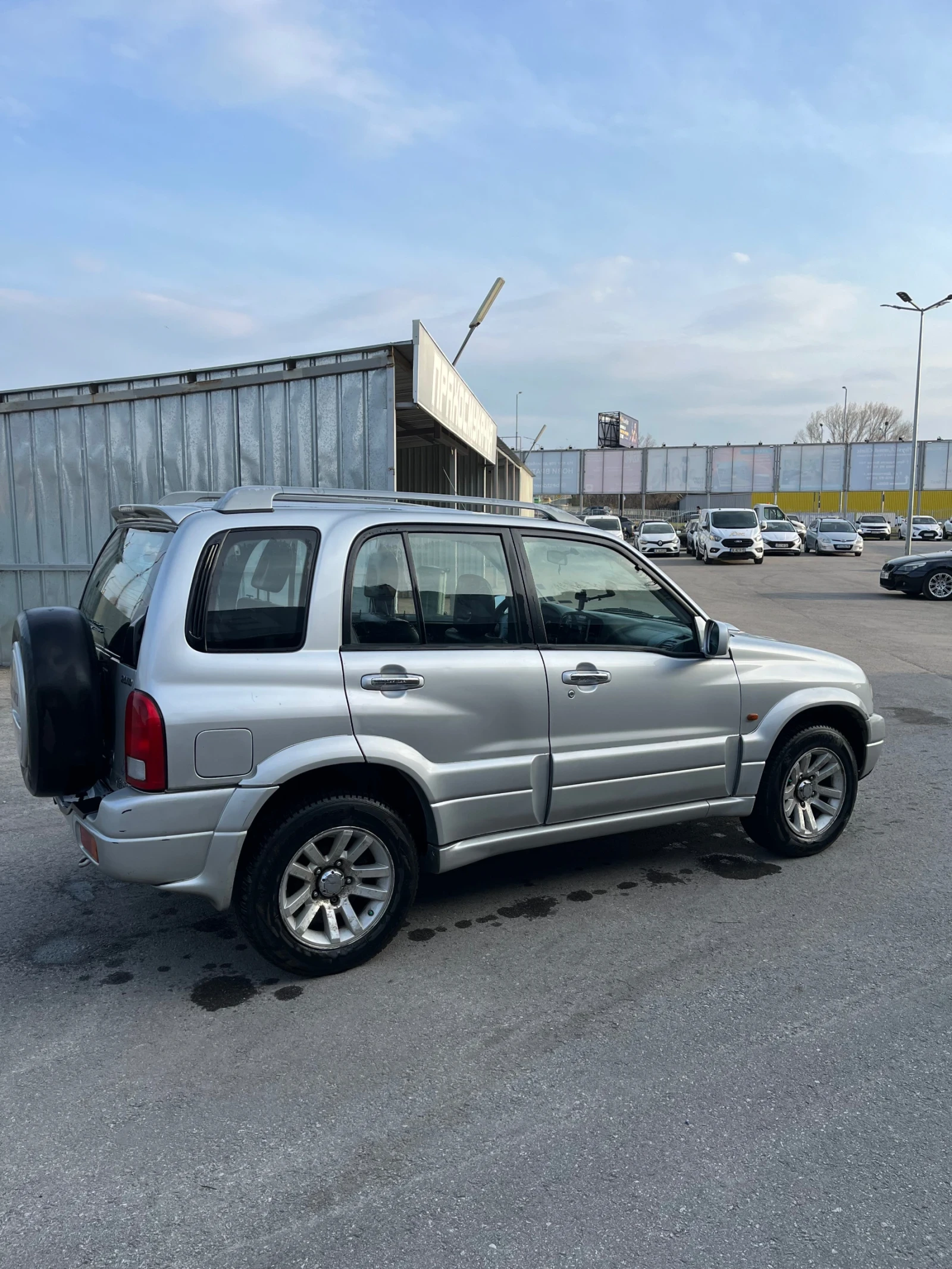 Suzuki Grand vitara, снимка 5 - Автомобили и джипове - 53909249