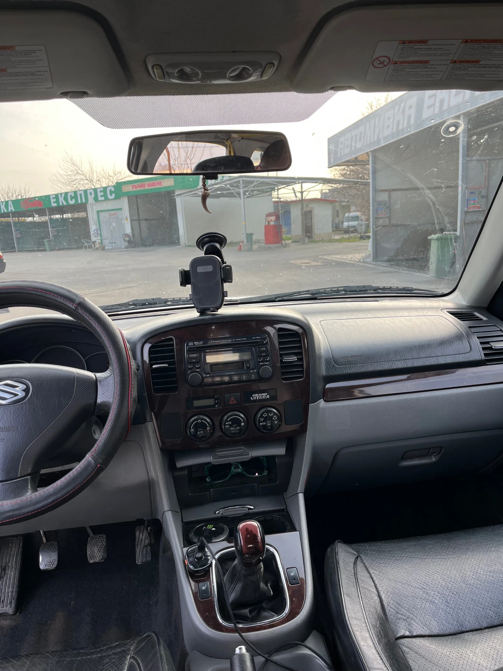 Suzuki Grand vitara, снимка 10 - Автомобили и джипове - 53909249