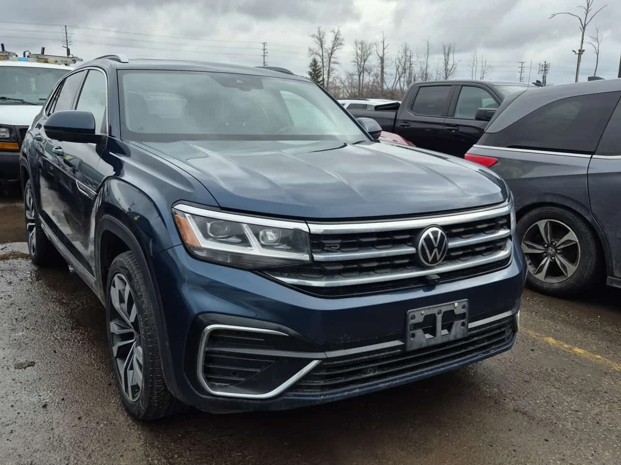 VW Atlas * EXECLINE* 360 КАМЕРА* ОБДУХВАНЕ* ПАНОРАМА* 2 КЛЮ, снимка 2 - Автомобили и джипове - 53948058