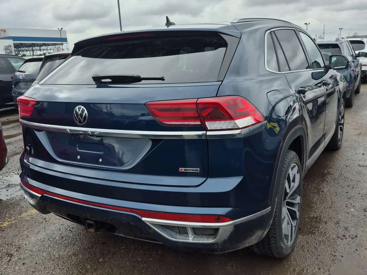 VW Atlas * EXECLINE* 360 КАМЕРА* ОБДУХВАНЕ* ПАНОРАМА* 2 КЛЮ, снимка 3 - Автомобили и джипове - 53948058