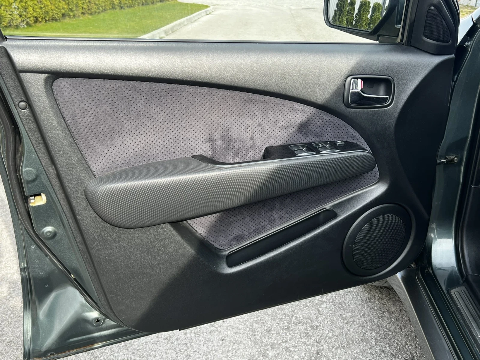 Mitsubishi Outlander 2.4 GAZ 4x4 klima | Mobile.bg � ����������� 11